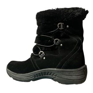 NIB Baretraps Ravie Winter Black Faux Shearling Lace up Boots